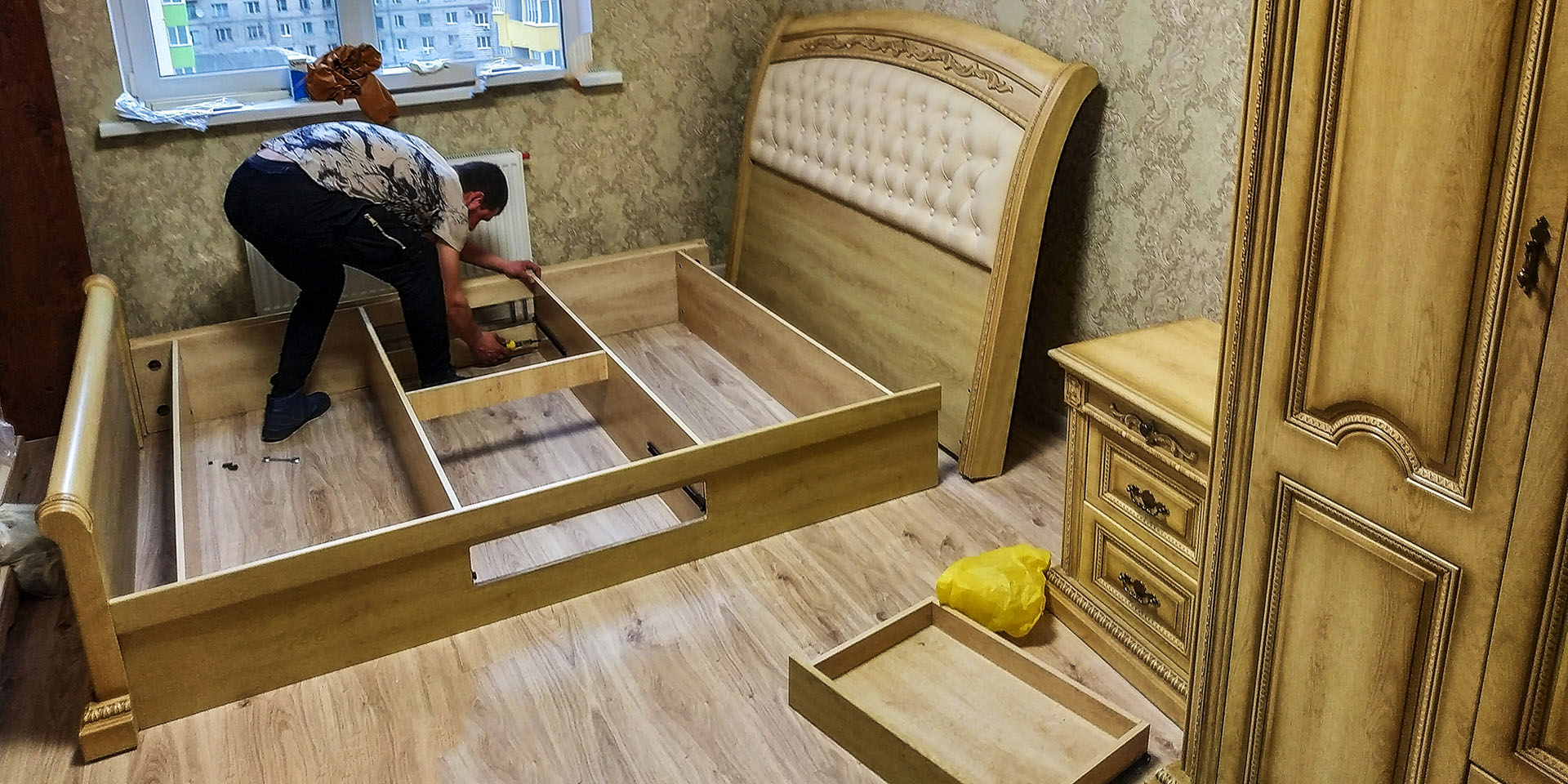 Сборка и разборка мебели с Донесем
