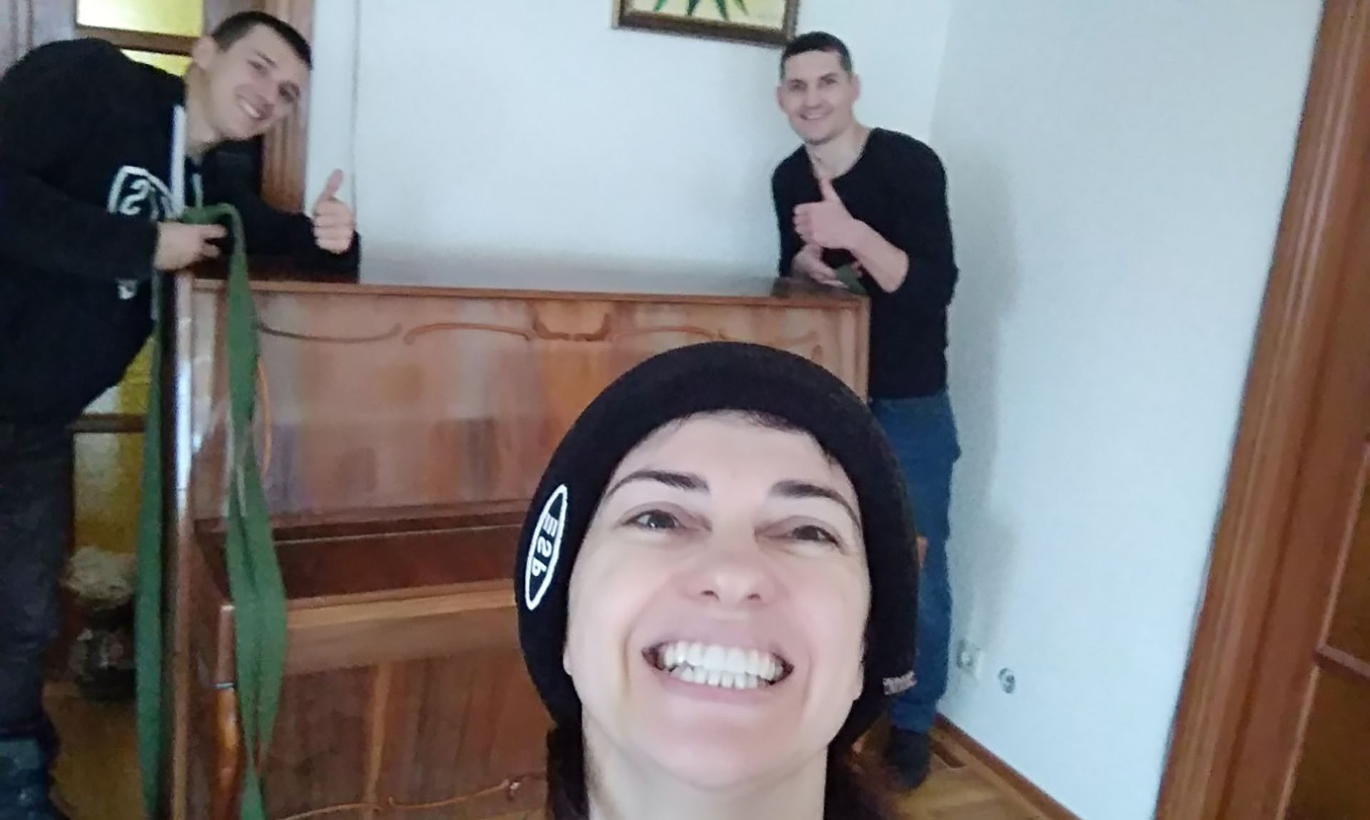 Перевозка пианино от компании Донесем